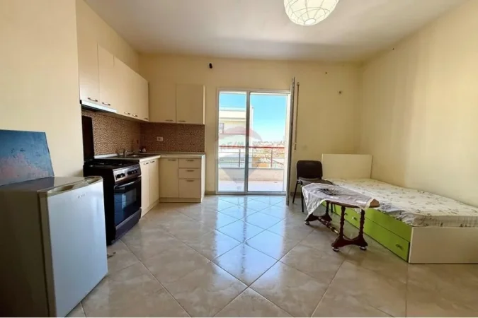 Tirane, shitet apartament 1+1+Ballkon , 81 m² 110.500 € 