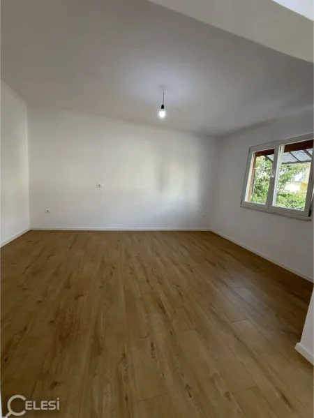 Durres, shitet apartament 1+1+Ballkon Kati 5, 72 m² 122.000 € (ALI DEMI)