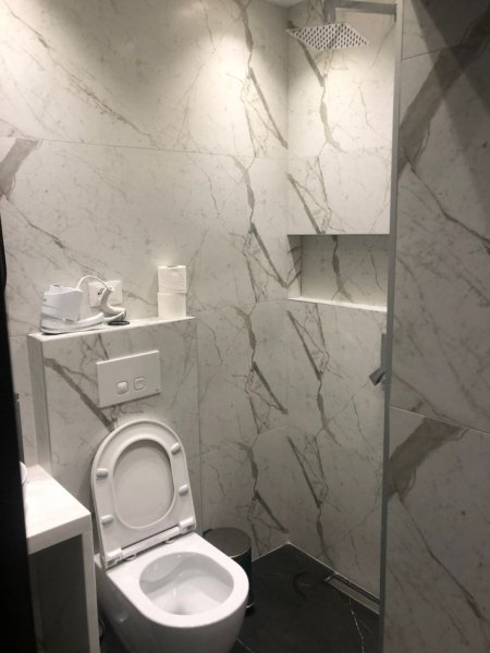 Tirane, shitet apartament 1+1 Kati 5, 92 m² 240.000 € 