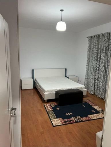 Tirane, jepet me qera apartament 2+1 Kati 3, 110 m² 430 € 