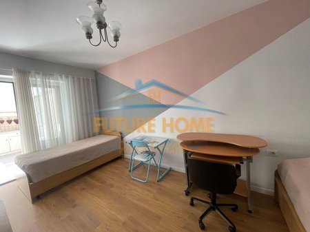 Tirane, jepet me qera apartament 2+1+Ballkon , 93 m² 550 € (Vasil Shanto)