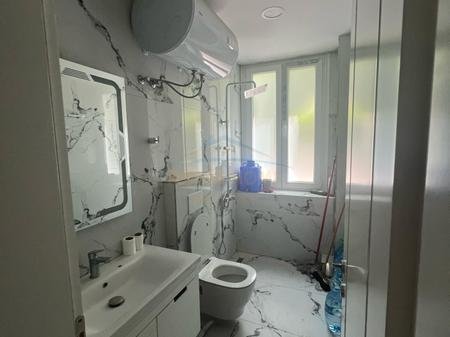 Tirane, jepet me qera apartament 1+1+Ballkon Kati 2, 60 m² 600 € 