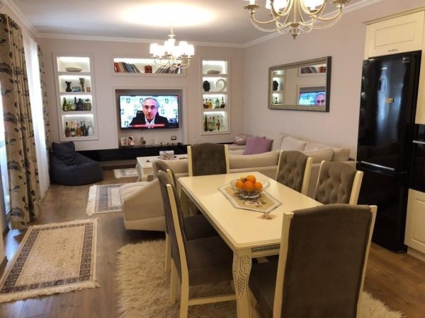 Tirane, shitet apartament 2+1+Ballkon Kati 5, 126 m² 155.000 € (FRESKU)