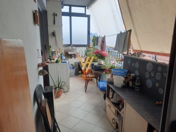 Tirane, shitet apartament 2+1+Ballkon Kati 7, 79 m² 125.000 € (YZBERISHT)