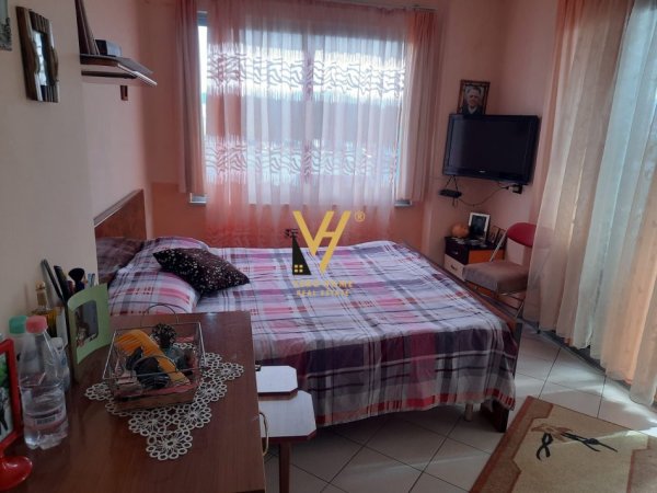 Tirane, shitet apartament 2+1+Ballkon Kati 7, 79 m² 125.000 € (YZBERISHT)