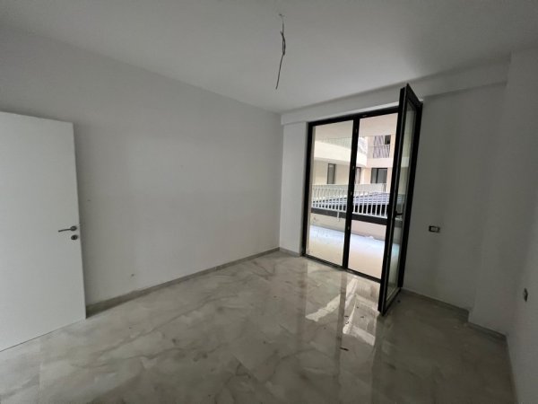 Tirane, jepet me qera apartament 2+1 Kati 1, 118 m² 1.000 € 