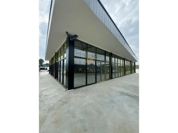 Tirane, jepet me qera kapanon, 2.000 € (Kamez)