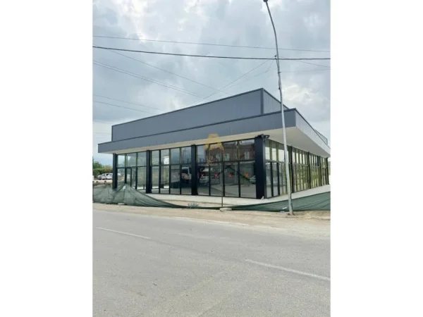 Tirane, jepet me qera kapanon, 2.000 € (Kamez)