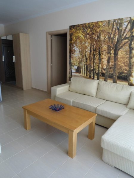 🏡JEPET ME QERA SUPER APARTAMENTI 1+1+Post Parkingu Tek Kopshti Zologjik. 550 €