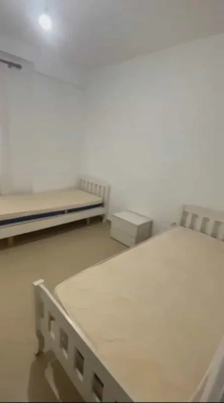 Tirane, jepet me qera apartament 2+1+Ballkon Kati 5, 90 m² 470 € (selite)