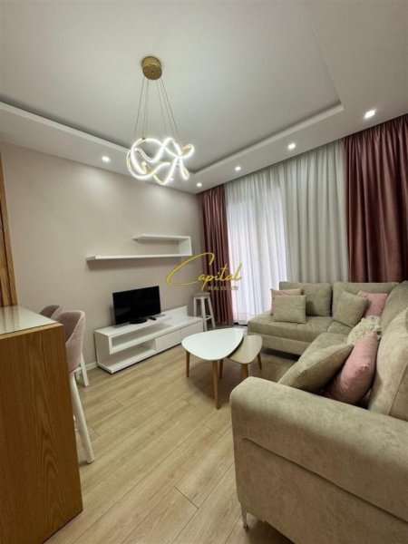 Tirane, jepet me qera apartament 2+1 Kati 3, 98 m² 1.100 € (CASA ITALIA)