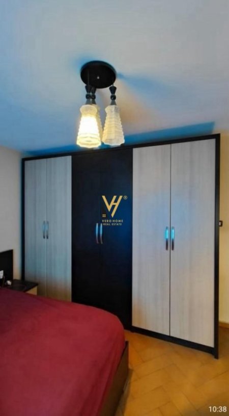 Tirane, jepet me qera apartament 2+1+Ballkon Kati 4, 80 m² 420 € (BULEVARDI I RI)