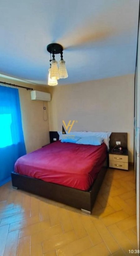 Tirane, jepet me qera apartament 2+1+Ballkon Kati 4, 80 m² 420 € (BULEVARDI I RI)
