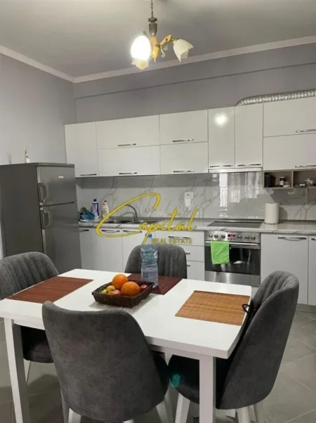 Tirane, jepet me qera apartament 1+1 Kati 3, 78 m² 550 € (ASTIR)