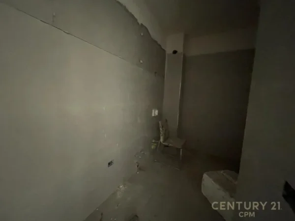 Tirane, shes apartament 1+1+Ballkon , 78 m² 183.300 € (LIQENI I THATE)