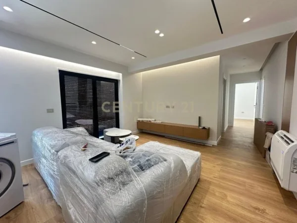 Tirane, shes apartament 3+1+2+PARKIM , 175 m² (KODRA E DIELLIT)