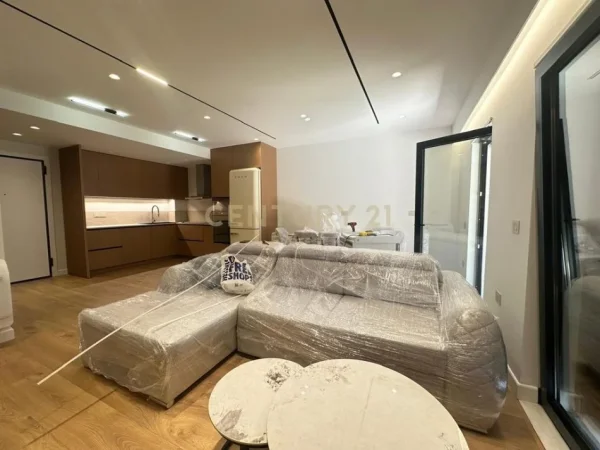 Tirane, shes apartament 3+1+2+PARKIM , 175 m² (KODRA E DIELLIT)