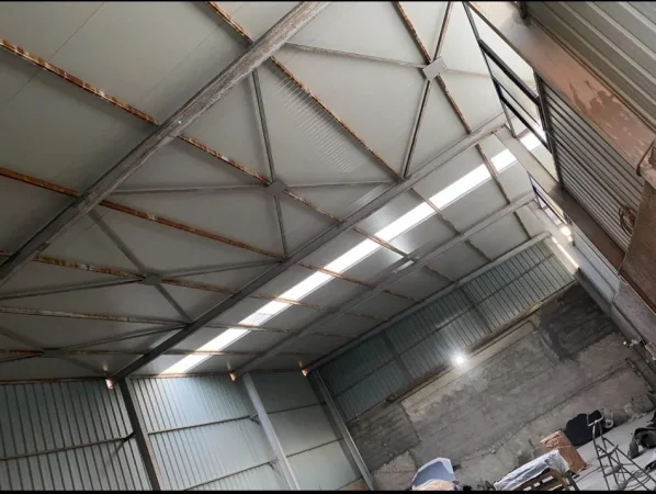 Durres, jap me qera ambjent biznesi Kati 0, 1.000 m² 1.000 € (Shkozet durres)