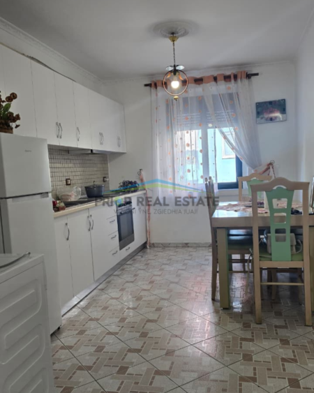 Tirane, jepet me qera apartament 1+1+Ambient Gatimi , Myslym Shyr Kati 2, 78 m² 60.000 All