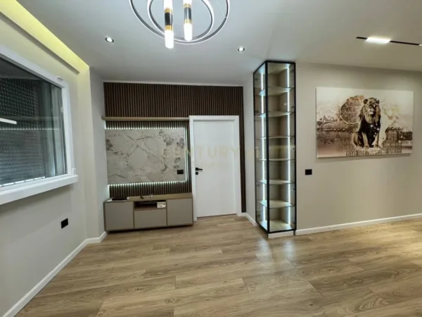 Tirane, shes apartament 2+1 , 100 m² 195.000 € (Kodra e Diellit)