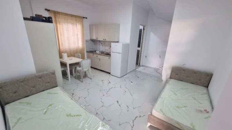 Jepet me Qera Garsoniere Fringo e Re ne Don Bosko per 2 Persona , 350 €  (DON BOSKO)