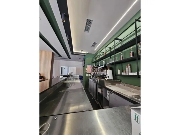 Durres, shitet ambjent biznesi Kati 0, 179 m² 425.000 € 