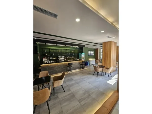 Durres, shitet ambjent biznesi Kati 0, 179 m² 425.000 € 