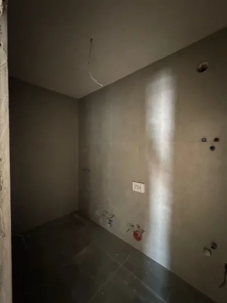 Tirane, shitet 2+1+Ballkon Kati 7, 93 m² 93.000 € (Univers City 1000€/m2 Faze Perfundimi)