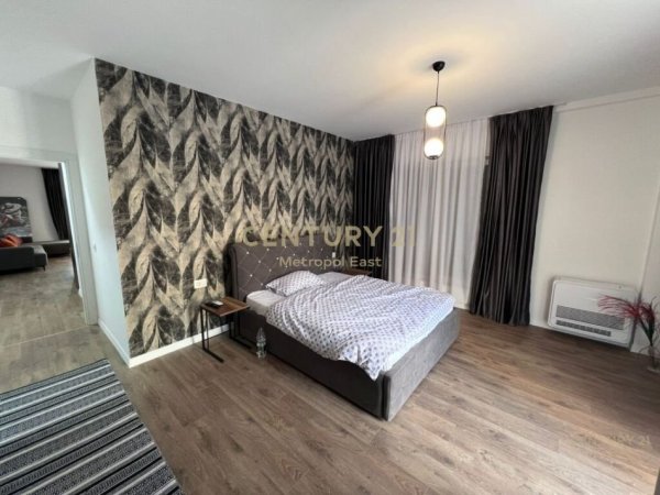 Tirane, jepet me qera apartament 2+1+Aneks+Ballkon Kati 1, 98 m² 1.180 € (Secret Garden Residence)