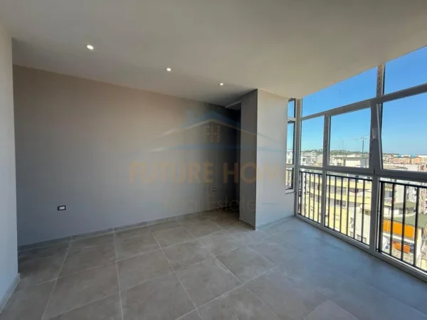 Tirane, shitet apartament Kati 9, 50 m² 83.000 € (UNAZE E RE)