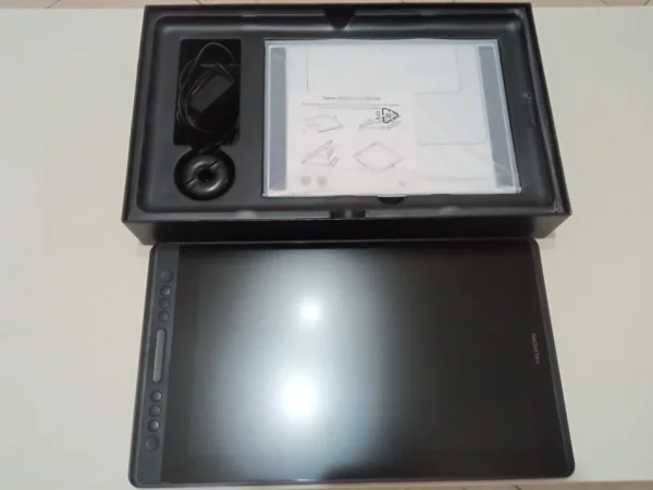 Tirane, shes Tablet HUION Kamvas Pro 16 - Creative Pen Display