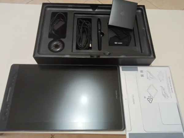 Tirane, shes Tablet HUION Kamvas Pro 16 - Creative Pen Display