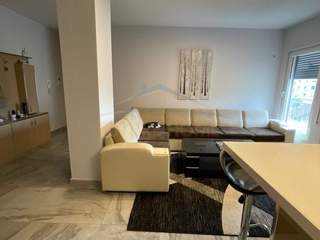 Tirane, jepet me qera apartament 3+1 Kati 3, 125 m² 100.000 € 
