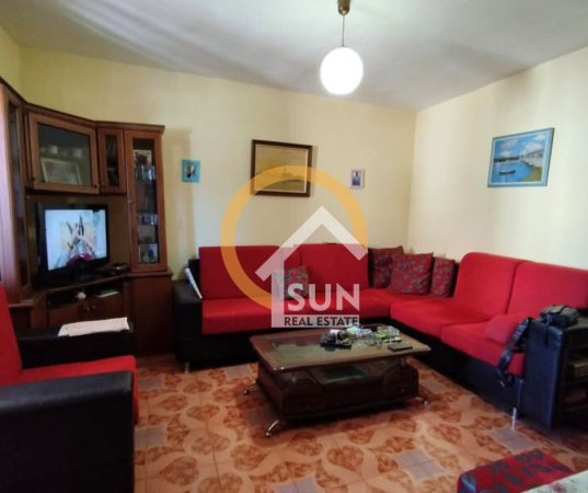 Shkoder, shitet apartament 1+1+Ballkon Kati 5, 57 m² (BULEVARDI BUJAR BISHANAKU)