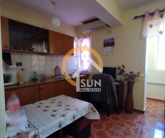 Shkoder, shitet apartament 1+1+Ballkon Kati 5, 57 m² (BULEVARDI BUJAR BISHANAKU)