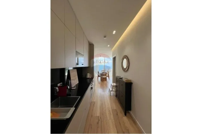 Dhermi - Palase, shitet apartament 2+1+Ballkon , 