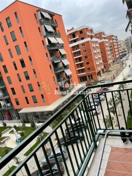 Tirane, jepet me qera apartament 1+1 Kati 3, 78 m² 500 € (Green City)