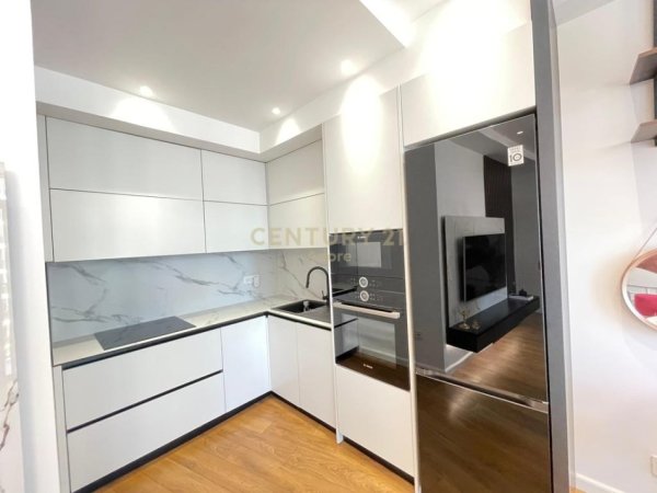 Tirane, jepet me qera apartament 1+1+Aneks+Ballkon Kati 5, 103 m² 1.900 € (LAKE VIEW RESIDENCE)