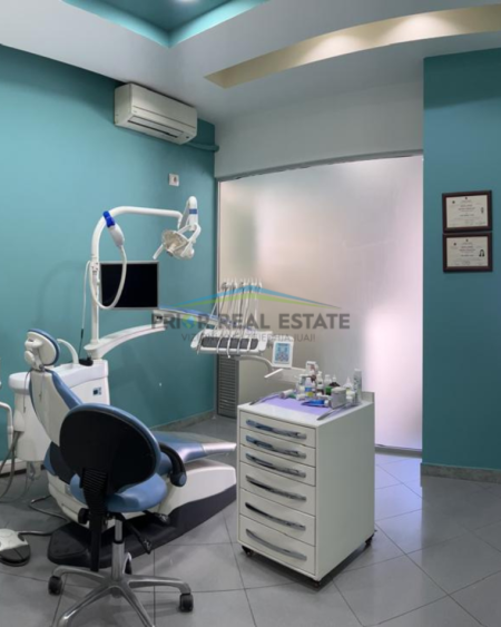 Tirane, shitet dyqan Kati 0, 41 m² 125.000 € (Ali Demi)