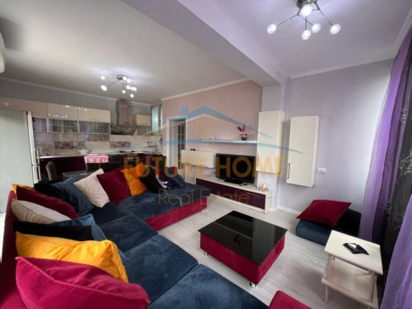 Tirane, shitet apartament 3+1+Ballkon Kati 2, 144 m² 231.000 € (Liqeni Thatë)
