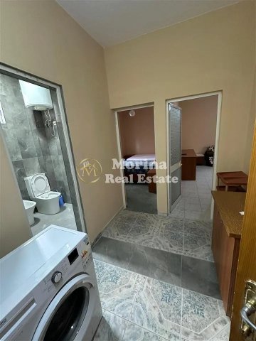 Tirane, jepet me qera apartament 1+1 Kati 2, 65 m² 500 € (Rruga e Durresit)