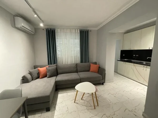 Tirane, shitet apartament 1+1+Ballkon Kati 2, 60 m² 206.000 € (BLLOK)