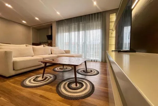 Tirane, jepet me qera apartament 2+1 Kati 4, 114 m² 1.200 € 