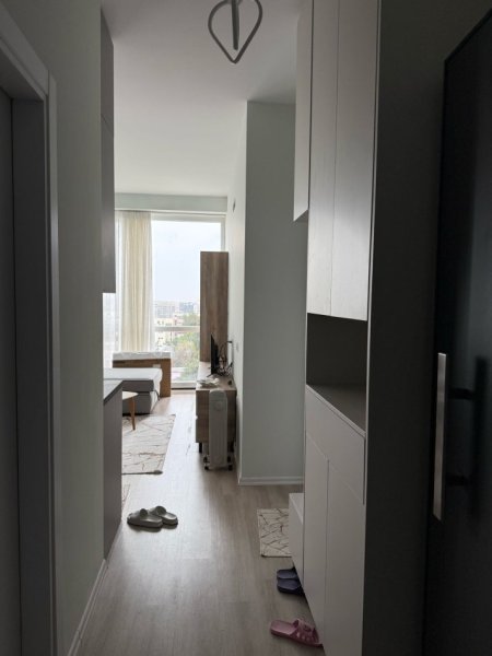 Tirane, jepet me qera apartament 1+1+Ballkon Kati 9, 50 m² 750 € (Rruga Riza Cerova)