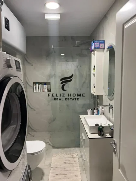 Tirane, shitet apartament 1+1 Kati 4, 60 m² 176.000 € (RRUGA KAVAJES)