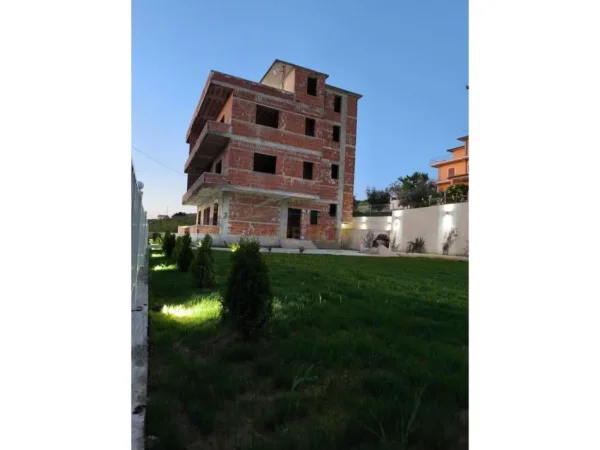 shitet Vile 3 Katshe Kati 0, 575 m² 320.000 € (plepa)
