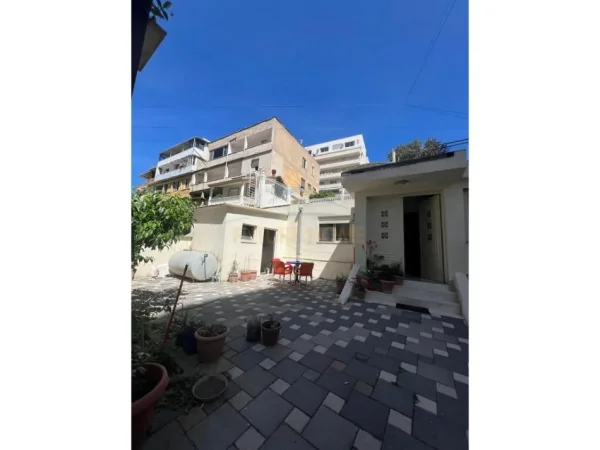 Durres, shitet Vile 1 Katshe Kati 0, 129 m² 200.000 € (Vollga)