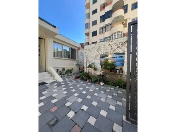 Durres, shitet Vile 1 Katshe Kati 0, 129 m² 200.000 € (Vollga)