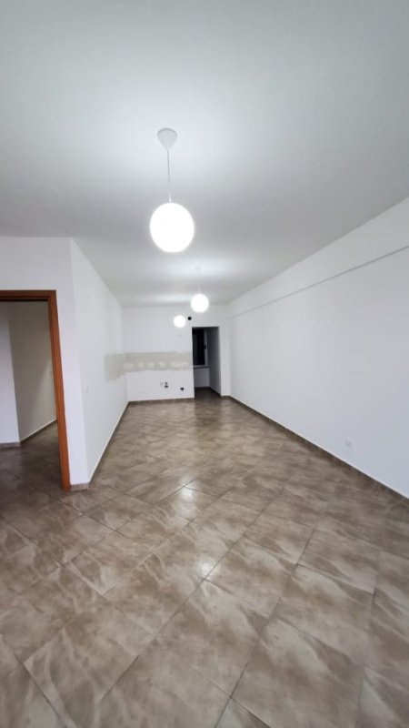 Sarande, shitet apartament 2+1+Ballkon Kati 3, 120 m² (Sarande)