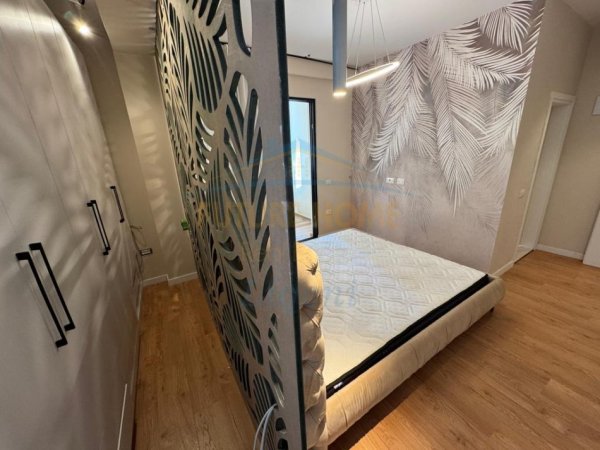 Tirane, shitet apartament 2+1 Kati 3, 113 m² 150.000 € (Fresku,Prane Residences se Tom Doshit.)